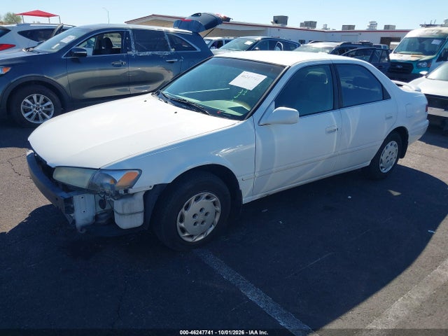 46247741 :رقم المزاد ، JT2BG28K1W0119599 vin ، 1998 Toyota Camry Le مزاد بيع