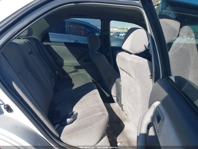 46247741 :رقم المزاد ، JT2BG28K1W0119599 vin ، 1998 Toyota Camry Le مزاد بيع