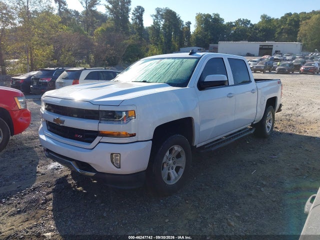Продаж на аукціоні авто 2018 Chevrolet Silverado 1500 2lt, vin: 3GCUKREC8JG325611, номер лоту: 46247742