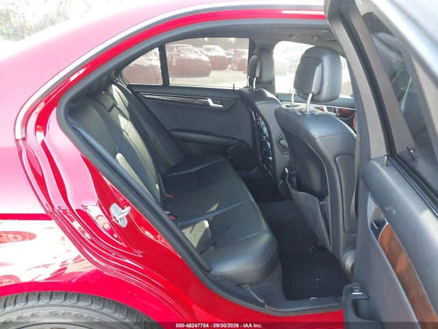 46247754 :رقم المزاد ، WDDGF4HBXEA953249 vin ، 2014 Mercedes-benz C 250 مزاد بيع