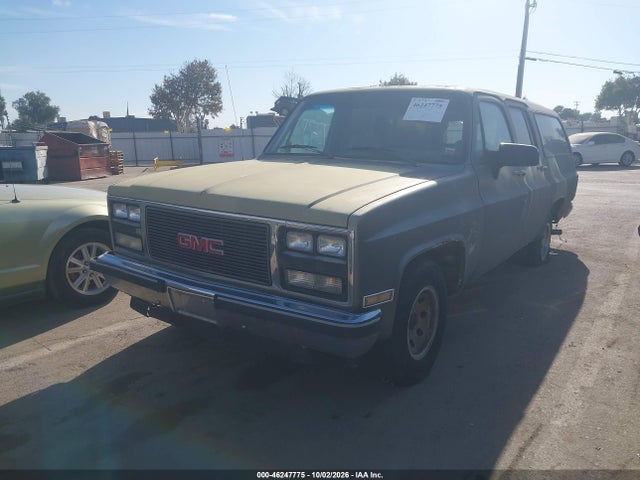 1990 Gmc Suburban R15 Conventional მანქანა იყიდება აუქციონზე, vin: 1GKER16K2LF531572, აუქციონის ნომერი: 46247775