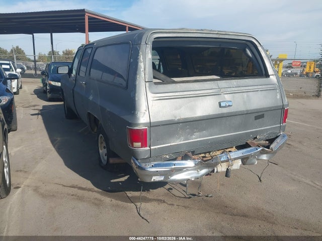 1990 Gmc Suburban R15 Conventional მანქანა იყიდება აუქციონზე, vin: 1GKER16K2LF531572, აუქციონის ნომერი: 46247775