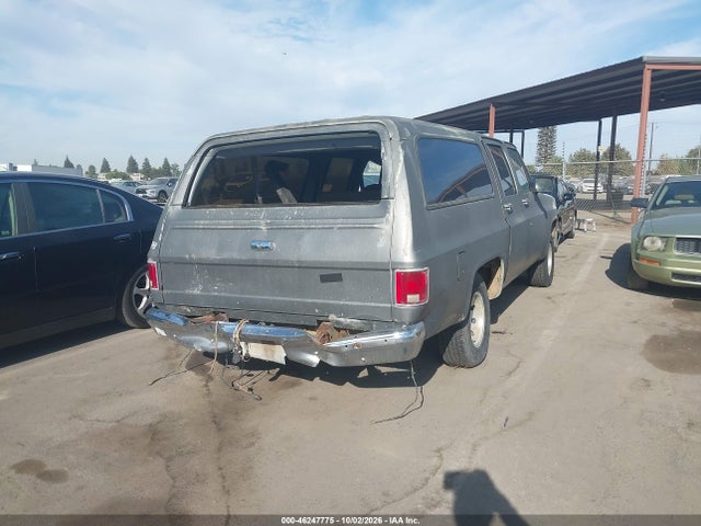 1990 Gmc Suburban R15 Conventional მანქანა იყიდება აუქციონზე, vin: 1GKER16K2LF531572, აუქციონის ნომერი: 46247775