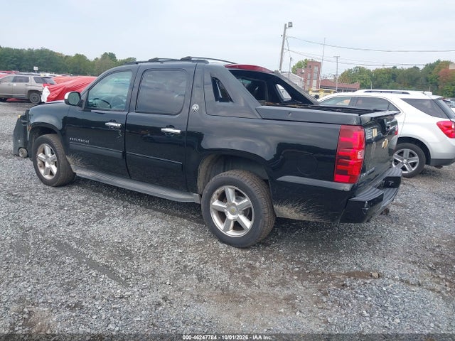 46247784 :رقم المزاد ، 3GNTKFE74DG349526 vin ، 2013 Chevrolet Avalanche Lt مزاد بيع