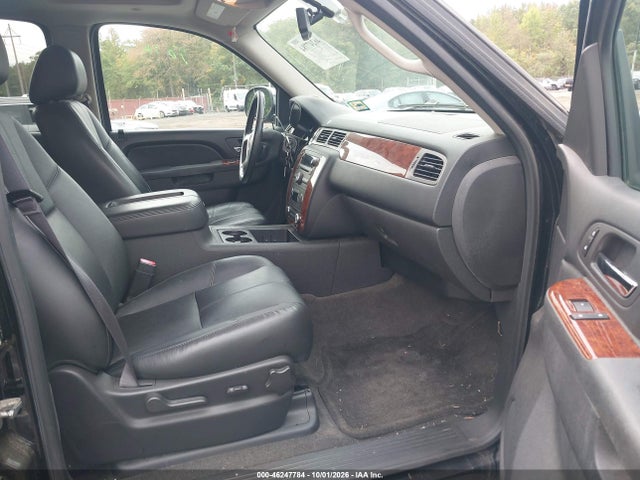 46247784 :رقم المزاد ، 3GNTKFE74DG349526 vin ، 2013 Chevrolet Avalanche Lt مزاد بيع