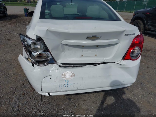 46247783 :رقم المزاد ، 1G1JA5SH2D4212990 vin ، 2013 Chevrolet Sonic Ls Auto مزاد بيع