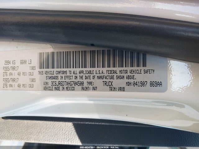 46247901 :رقم المزاد ، 3C6JR6DTXHG704500 vin ، 2017 Ram 1500 Tradesman  4x2 8' Box مزاد بيع