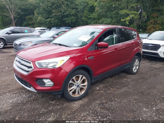 46247923 :رقم المزاد ، 1FMCU9G91HUD33396 vin ، 2017 Ford Escape Se مزاد بيع