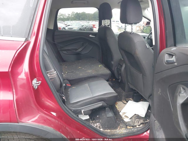 46247923 :رقم المزاد ، 1FMCU9G91HUD33396 vin ، 2017 Ford Escape Se مزاد بيع