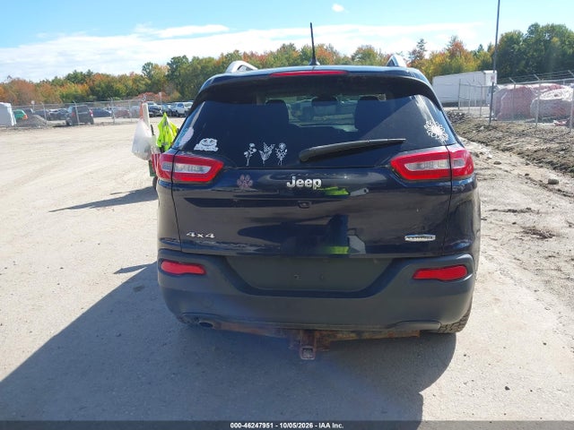 2015 Jeep Cherokee Latitude მანქანა იყიდება აუქციონზე, vin: 1C4PJMCB3FW755391, აუქციონის ნომერი: 46247951