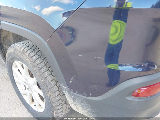2015 Jeep Cherokee Latitude მანქანა იყიდება აუქციონზე, vin: 1C4PJMCB3FW755391, აუქციონის ნომერი: 46247951