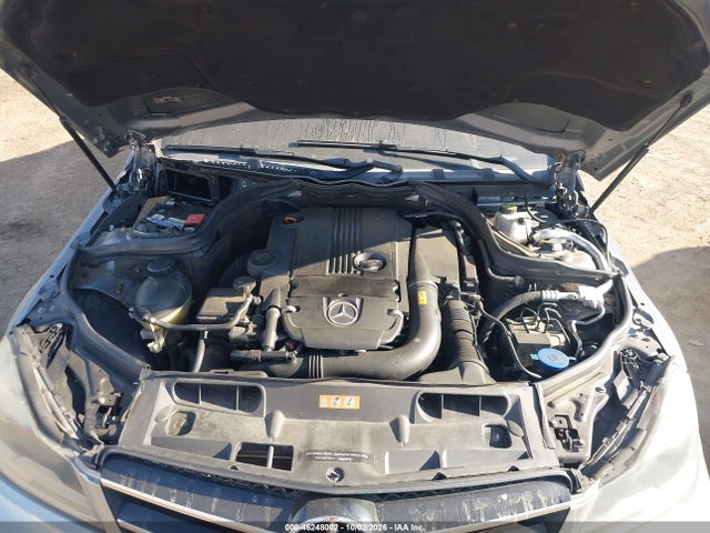 Продаж на аукціоні авто 2015 Mercedes-benz C 250, vin: WDDGJ4HB0FG415446, номер лоту: 46248002