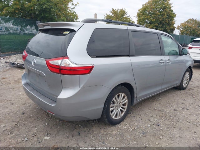 Toyota Sienna Xle 8 Passenger 2015 5TDYK3DC9FS643519 Image 4