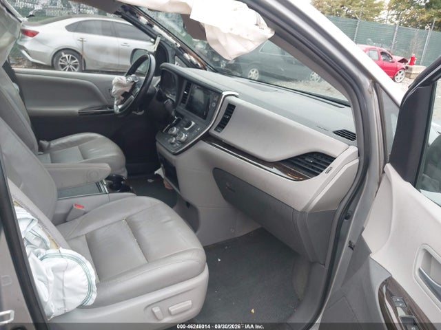 Toyota Sienna Xle 8 Passenger 2015 5TDYK3DC9FS643519 Image 5