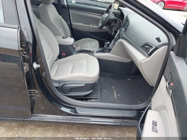 2018 Hyundai Elantra Sel მანქანა იყიდება აუქციონზე, vin: 5NPD84LF6JH249165, აუქციონის ნომერი: 46248071