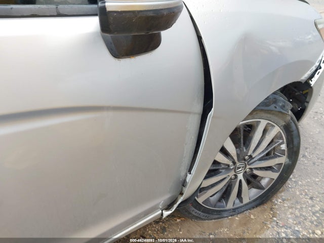 46248093 :رقم المزاد ، 3HGGK5H84FM704189 vin ، 2015 Honda Fit Ex/ex-l مزاد بيع