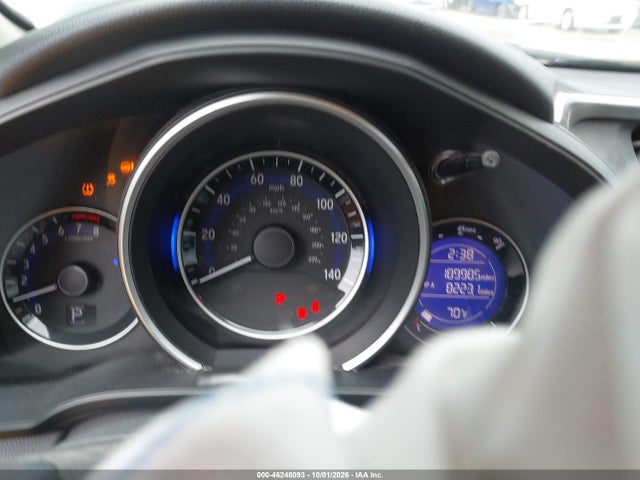 46248093 :رقم المزاد ، 3HGGK5H84FM704189 vin ، 2015 Honda Fit Ex/ex-l مزاد بيع