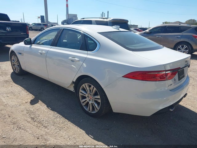 46248124 :رقم المزاد ، SAJBD4BV3GCY21682 vin ، 2016 Jaguar Xf 35t Premium مزاد بيع