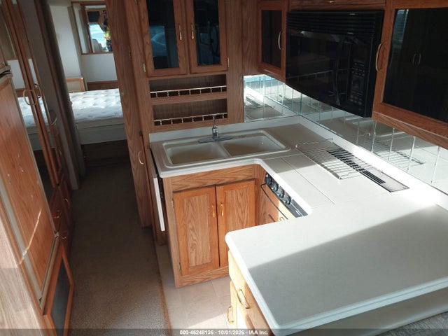 Aukcja sprzedaży 2001 National Rv Sea View, vin: 1FCNF53SX10A17307, numer aukcji: 46248136