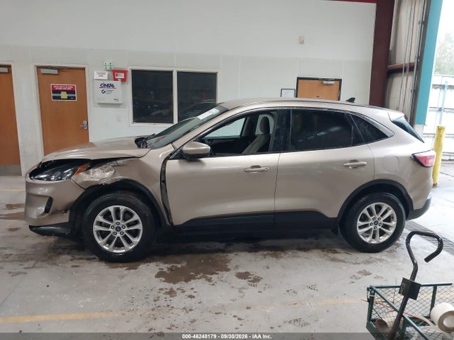 Продаж на аукціоні авто 2020 Ford Escape Se, vin: 1FMCU9G64LUB30162, номер лоту: 46248179