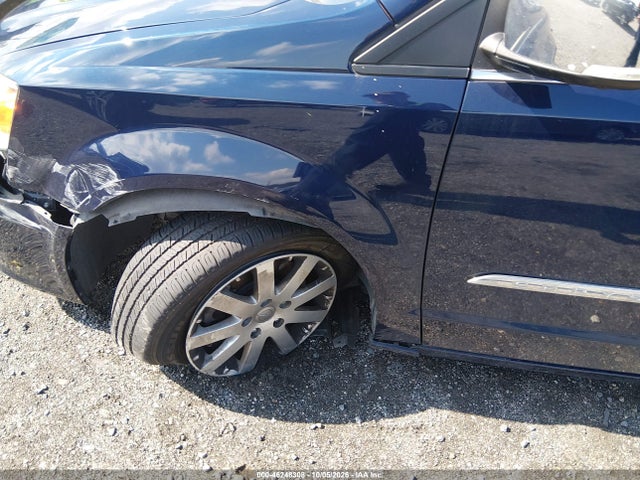 2012 Chrysler Town & Country Touring-l მანქანა იყიდება აუქციონზე, vin: 2C4RC1CG2CR414565, აუქციონის ნომერი: 46248308