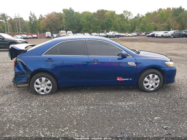 46248349 :رقم المزاد ، 4T4BF3EKXBR107671 vin ، 2011 Toyota Camry Le مزاد بيع