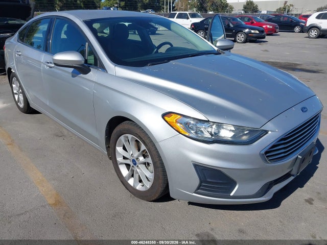 46248350 :رقم المزاد ، 3FA6P0HD4KR135830 vin ، 2019 Ford Fusion Se مزاد بيع