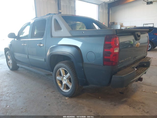2011 Chevrolet Avalanche 1500 Ls მანქანა იყიდება აუქციონზე, vin: 3GNTKEE37BG172250, აუქციონის ნომერი: 46248363