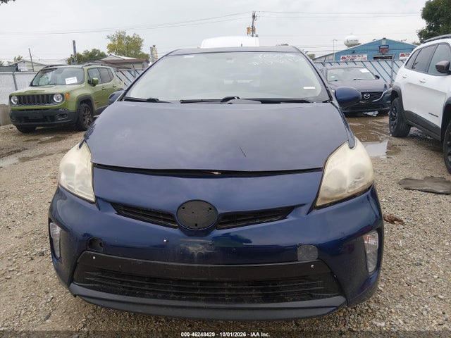 2015 Toyota Prius Two მანქანა იყიდება აუქციონზე, vin: JTDKN3DU0F1881391, აუქციონის ნომერი: 46248429