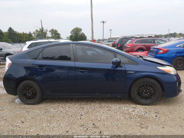 2015 Toyota Prius Two მანქანა იყიდება აუქციონზე, vin: JTDKN3DU0F1881391, აუქციონის ნომერი: 46248429