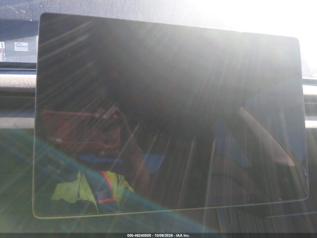 5YJ3E1EA1SF066258 Tesla MODEL 3