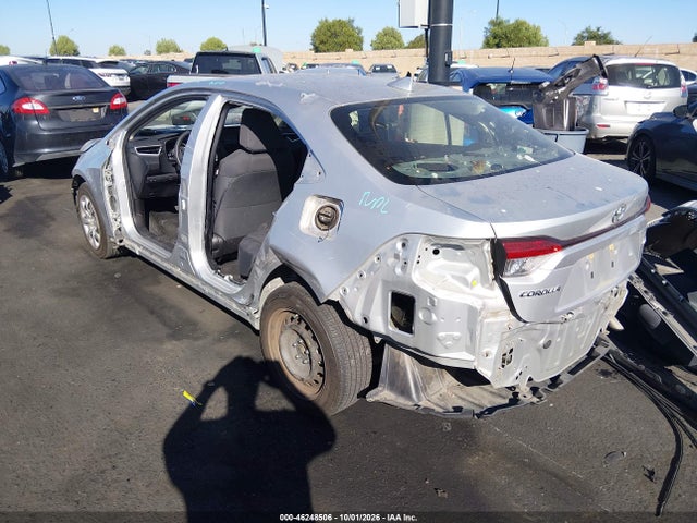 46248506 :رقم المزاد ، JTDEPRAE8LJ110857 vin ، 2020 Toyota Corolla Le مزاد بيع