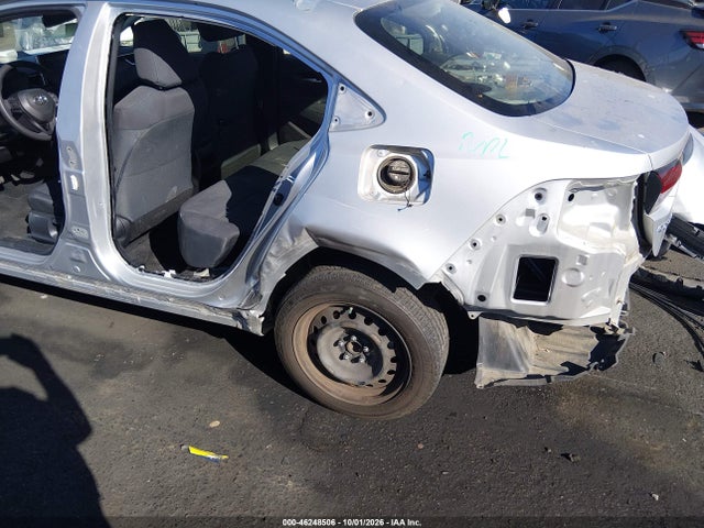 46248506 :رقم المزاد ، JTDEPRAE8LJ110857 vin ، 2020 Toyota Corolla Le مزاد بيع