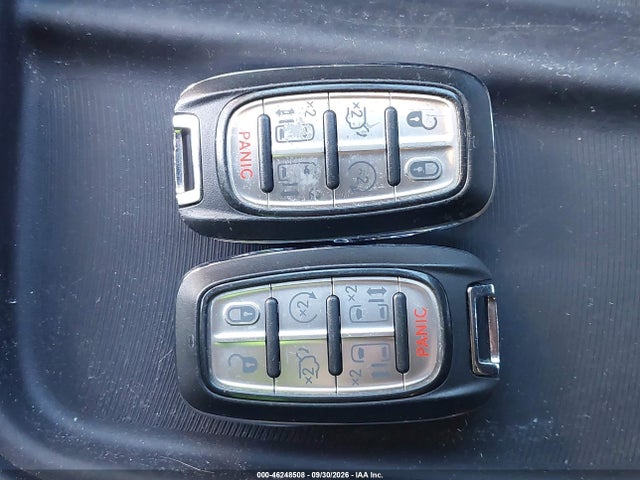 Продаж на аукціоні авто 2020 Chrysler Pacifica Touring L, vin: 2C4RC1BG5LR275176, номер лоту: 46248508