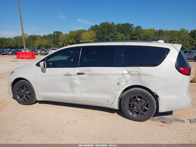 Продаж на аукціоні авто 2020 Chrysler Pacifica Touring L, vin: 2C4RC1BG5LR275176, номер лоту: 46248508