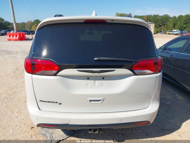 Продаж на аукціоні авто 2020 Chrysler Pacifica Touring L, vin: 2C4RC1BG5LR275176, номер лоту: 46248508