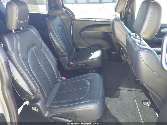 Продаж на аукціоні авто 2020 Chrysler Pacifica Touring L, vin: 2C4RC1BG5LR275176, номер лоту: 46248508