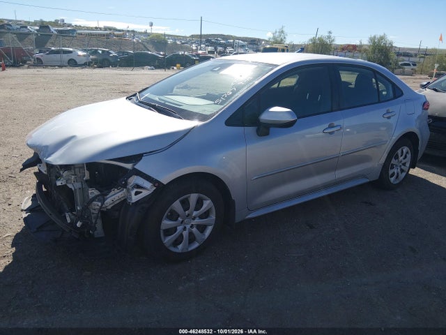 Toyota COROLLA LE 2022 JTDEPMAE5NJ221422 Image 2