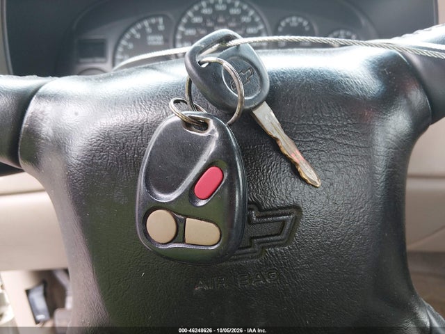 46248626 :رقم المزاد ، 2GCEC19T321228291 vin ، 2002 Chevrolet Silverado 1500 Ls مزاد بيع