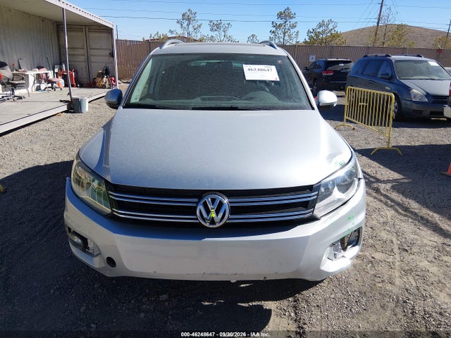 Продажа на аукционе авто 2014 Volkswagen Tiguan Sel, vin: WVGBV3AX4EW581588, номер лота: 46248647