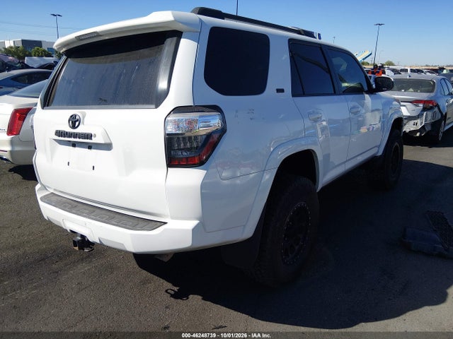 Toyota 4RUNNER SR5 2017 JTEZU5JR0H5150755 Image 4
