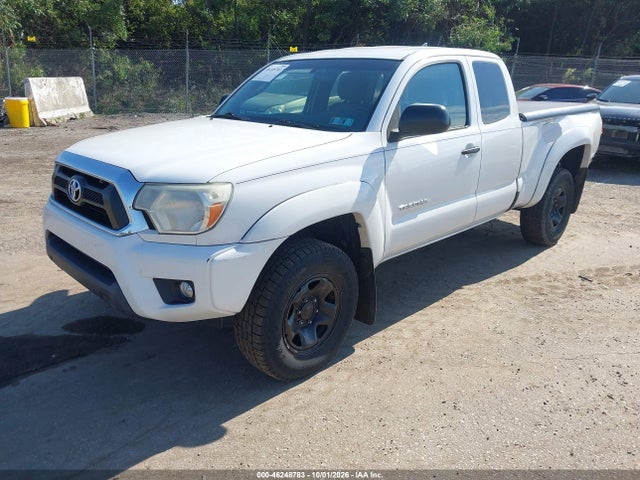 Toyota Tacoma Base V6 2015 5TFUU4EN7FX129497 Image 2