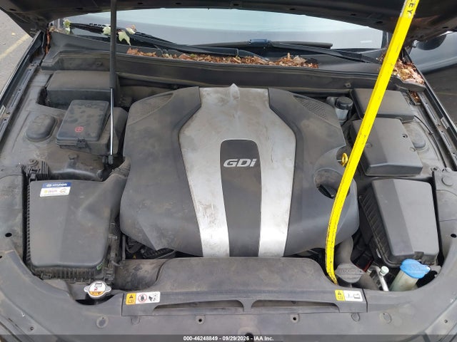 Hyundai Genesis 3.8 2014 KMHGC4DD2EU265234 Image 10