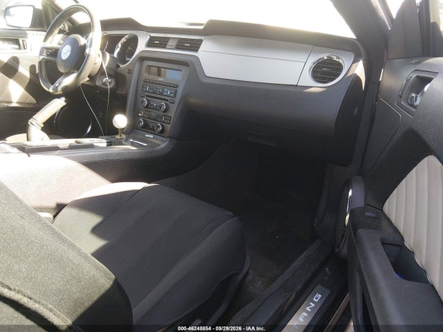 2012 Ford Mustang Gt Premium მანქანა იყიდება აუქციონზე, vin: 1ZVBP8CF6C5209704, აუქციონის ნომერი: 46248854