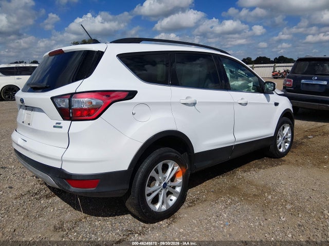Продажа на аукционе авто 2018 Ford Escape Se, vin: 1FMCU0GD2JUA48499, номер лота: 46248870