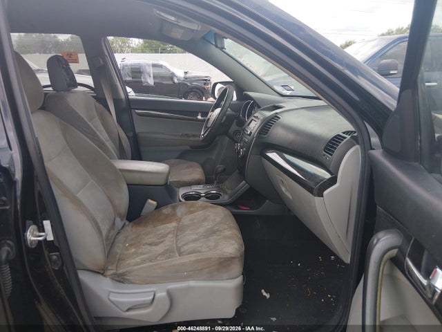 Продажа на аукционе авто 2011 Kia Sorento Lx, vin: 5XYKT3A15BG153835, номер лота: 46248891