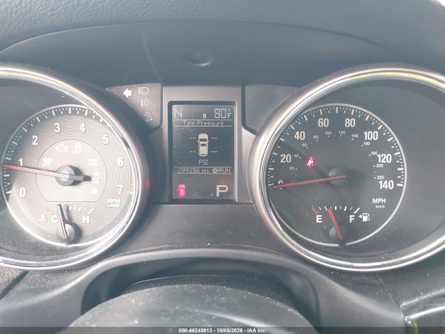 2011 Jeep Grand Cherokee Laredo მანქანა იყიდება აუქციონზე, vin: 1J4RR4GG8BC537735, აუქციონის ნომერი: 46248913