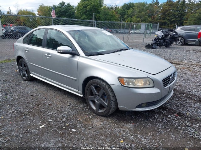 2009 Volvo S40 T5 R-design მანქანა იყიდება აუქციონზე, vin: YV1MH672492456129, აუქციონის ნომერი: 46249027