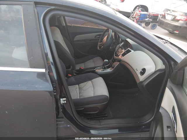 Продажа на аукционе авто 2015 Chevrolet Cruze Ls Auto, vin: 1G1PA5SH4F7277061, номер лота: 46249035