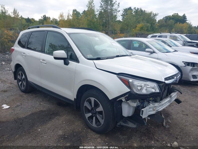 46249108 :رقم المزاد ، JF2SJAEC1JG614175 vin ، 2018 Subaru Forester 2.5i Premium مزاد بيع